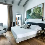 B&B 소프라르노 스위트 4*